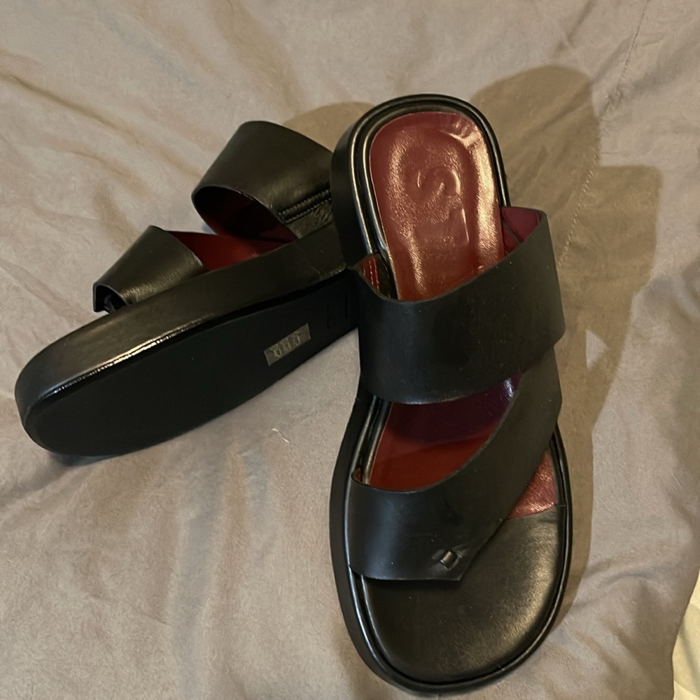 Staud - Picture 7 of 7